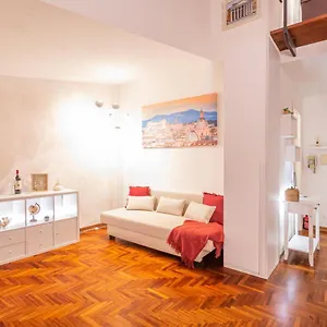 https://fiore-di-roma-apartments-fori-imperiali.it-romehotels.com